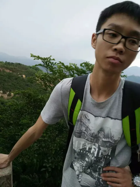Huang Zhuo (黄卓)