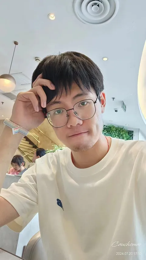 Zhang Yuxiang (张宇翔)